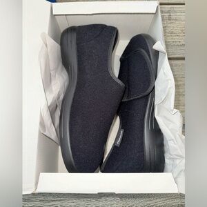 Schawos Stretch Orthopedic Health Shoes, Black, Unisex Men’s 9.5, Women’s 12